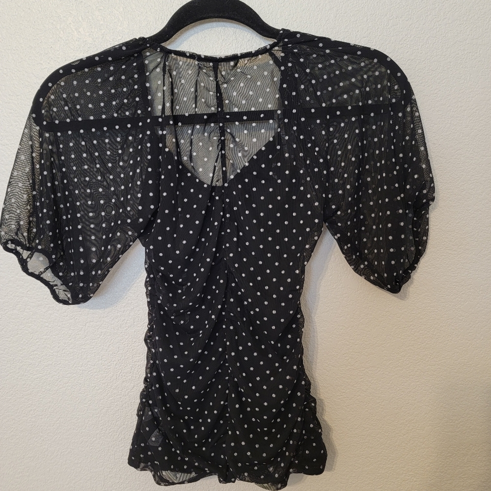 Jolie & Joy Black Polka Dot  Form Fitting Top SZ S/M